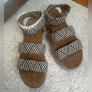 Steve Madden Platform Sandals